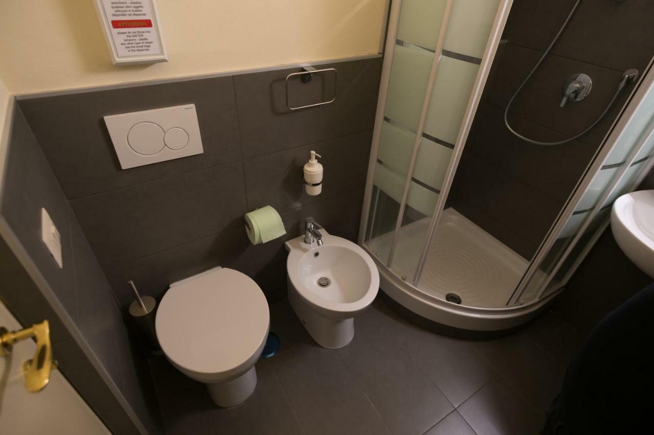 Tiaspettoaroma Hotel Bagian luar foto