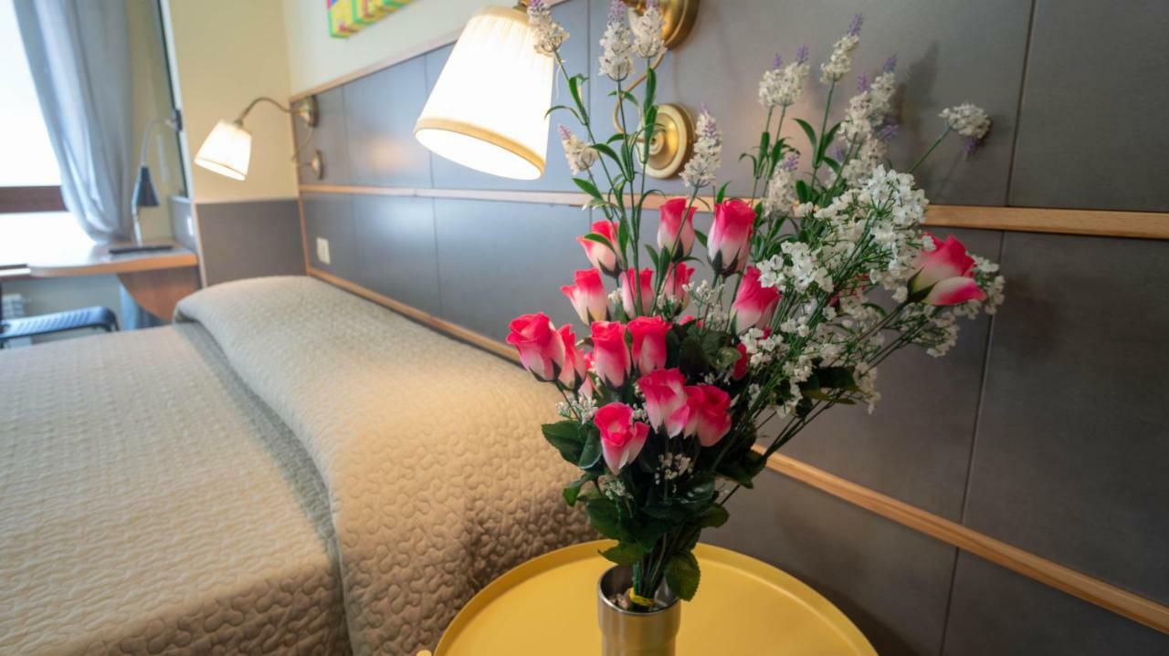 Tiaspettoaroma Hotel Bagian luar foto