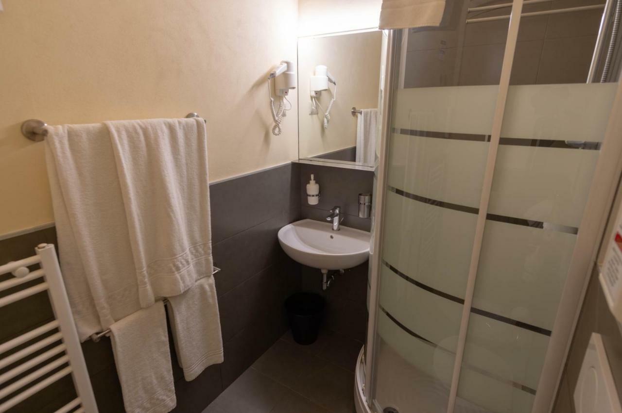 Tiaspettoaroma Hotel Bagian luar foto